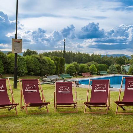 Ow Sorrento Hotel Бистрица Клодска Екстериор снимка