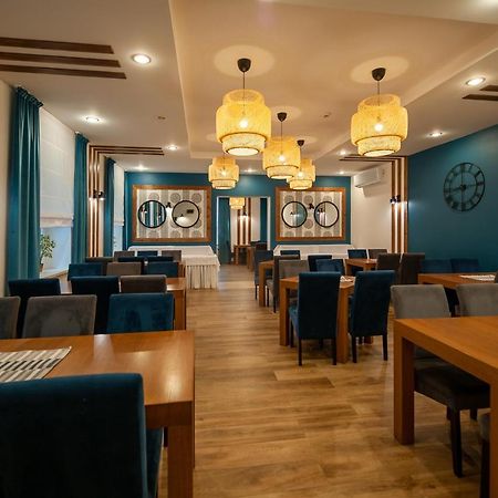 Ow Sorrento Hotel Бистрица Клодска Екстериор снимка