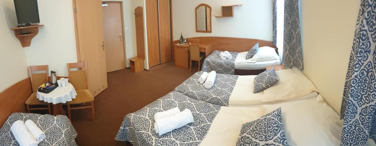 Ow Sorrento Hotel Бистрица Клодска Екстериор снимка