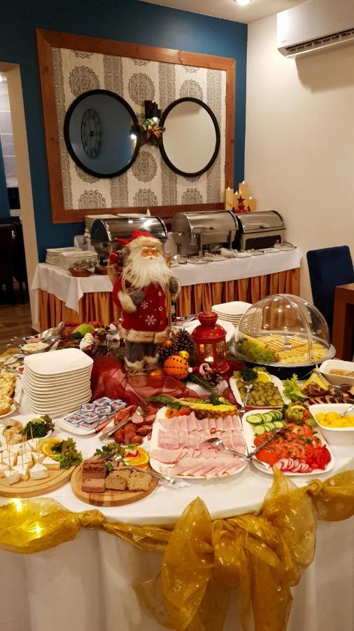 Ow Sorrento Hotel Бистрица Клодска Екстериор снимка