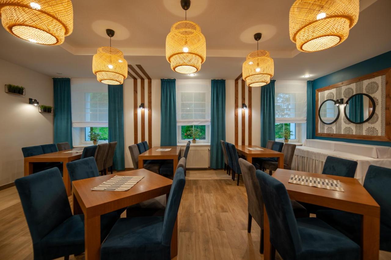 Ow Sorrento Hotel Бистрица Клодска Екстериор снимка