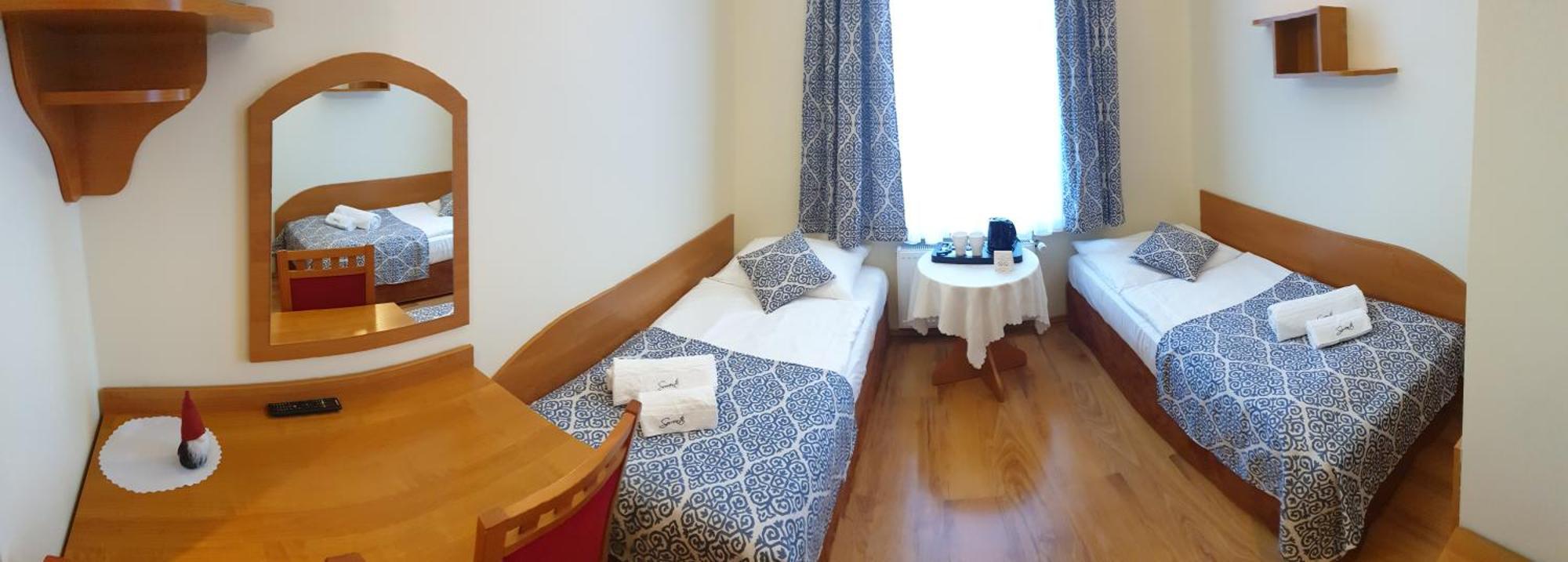 Ow Sorrento Hotel Бистрица Клодска Екстериор снимка